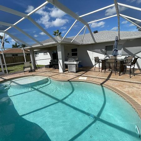 Beautiful Pool Home With Sleeping For 8 For Lovelypeople Cape Coral Exterior photo